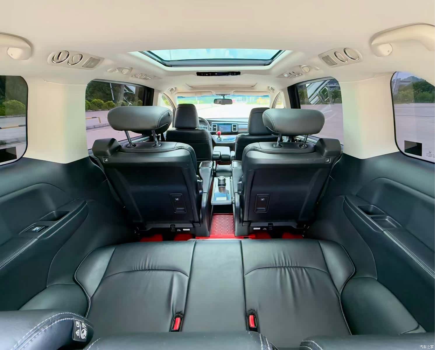 Honda Elysion, 2019 13