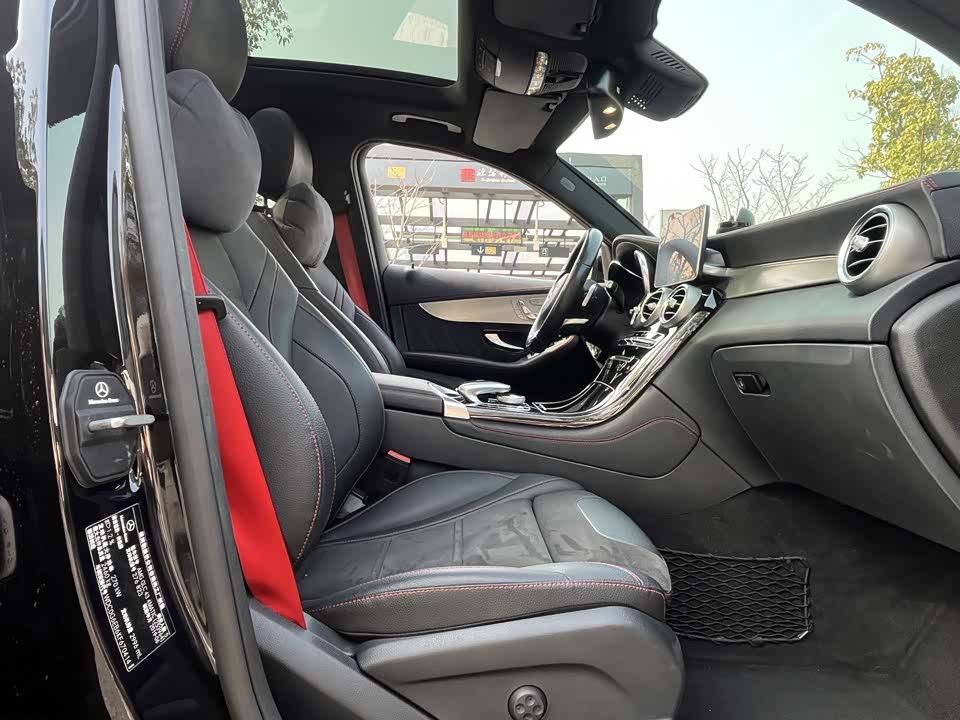 Mercedes-Benz GLC AMG