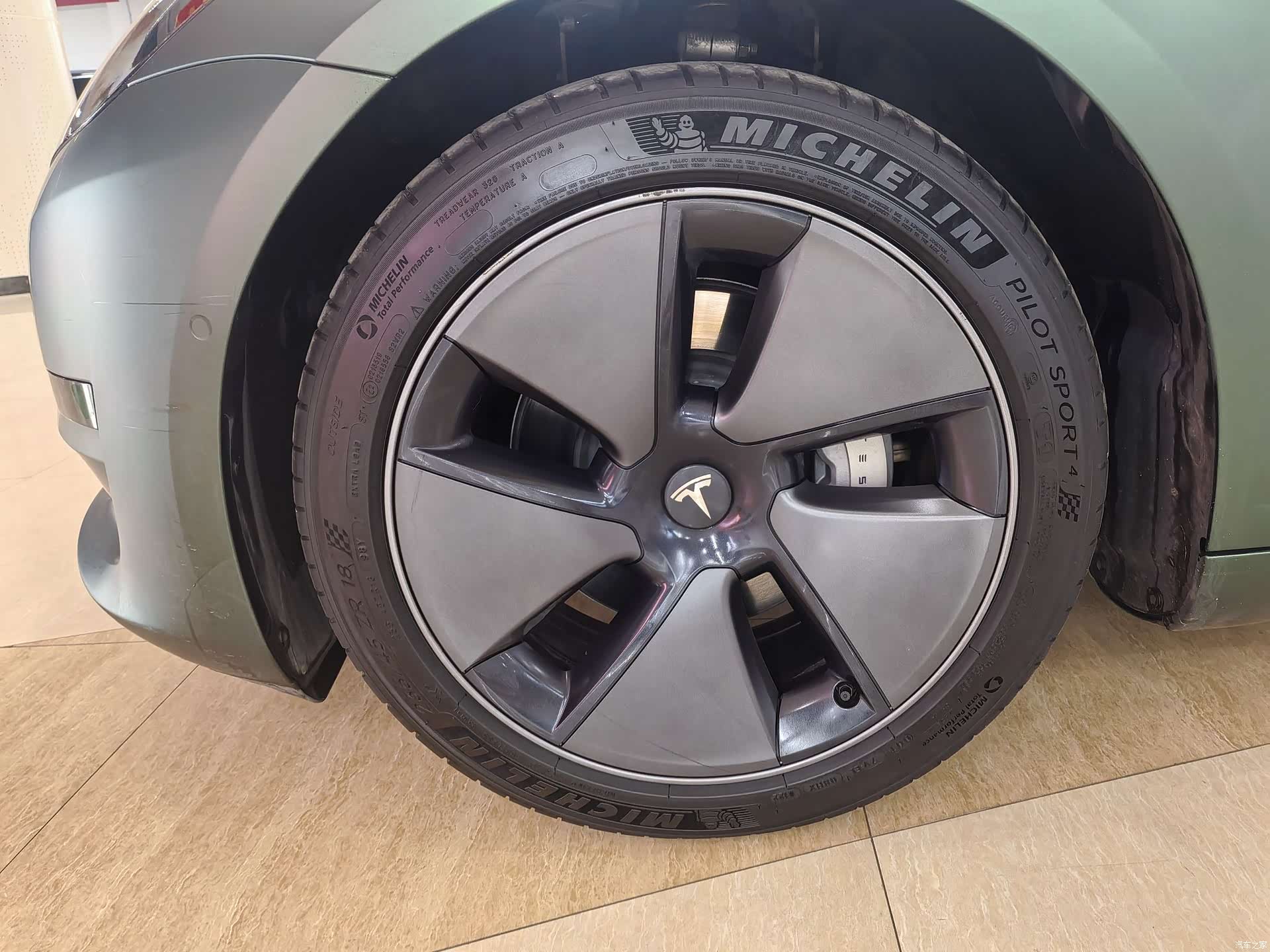 Tesla Model 3, 2022 9