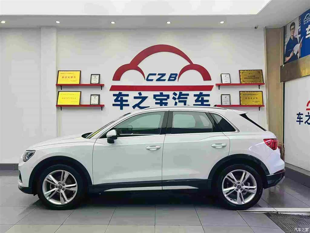 Audi Q3, 2019 4