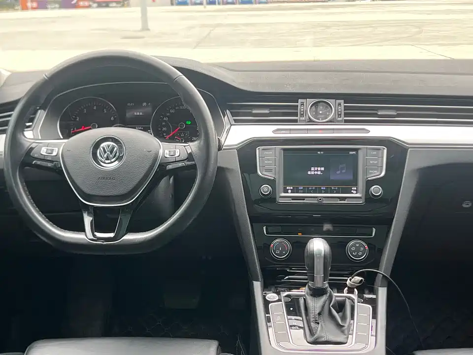 Volkswagen Magotan