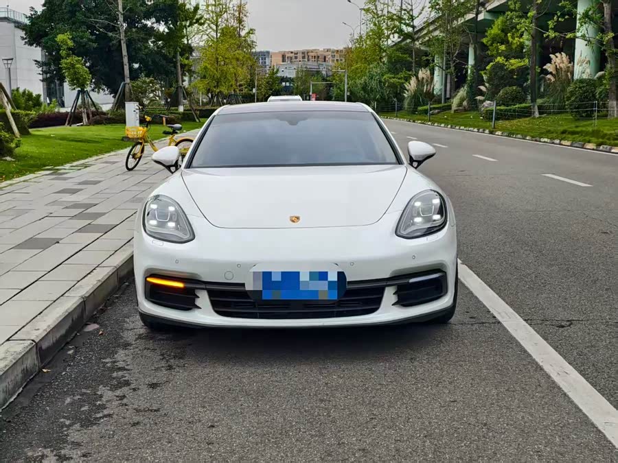 Porsche Panamera 2017, фото 2