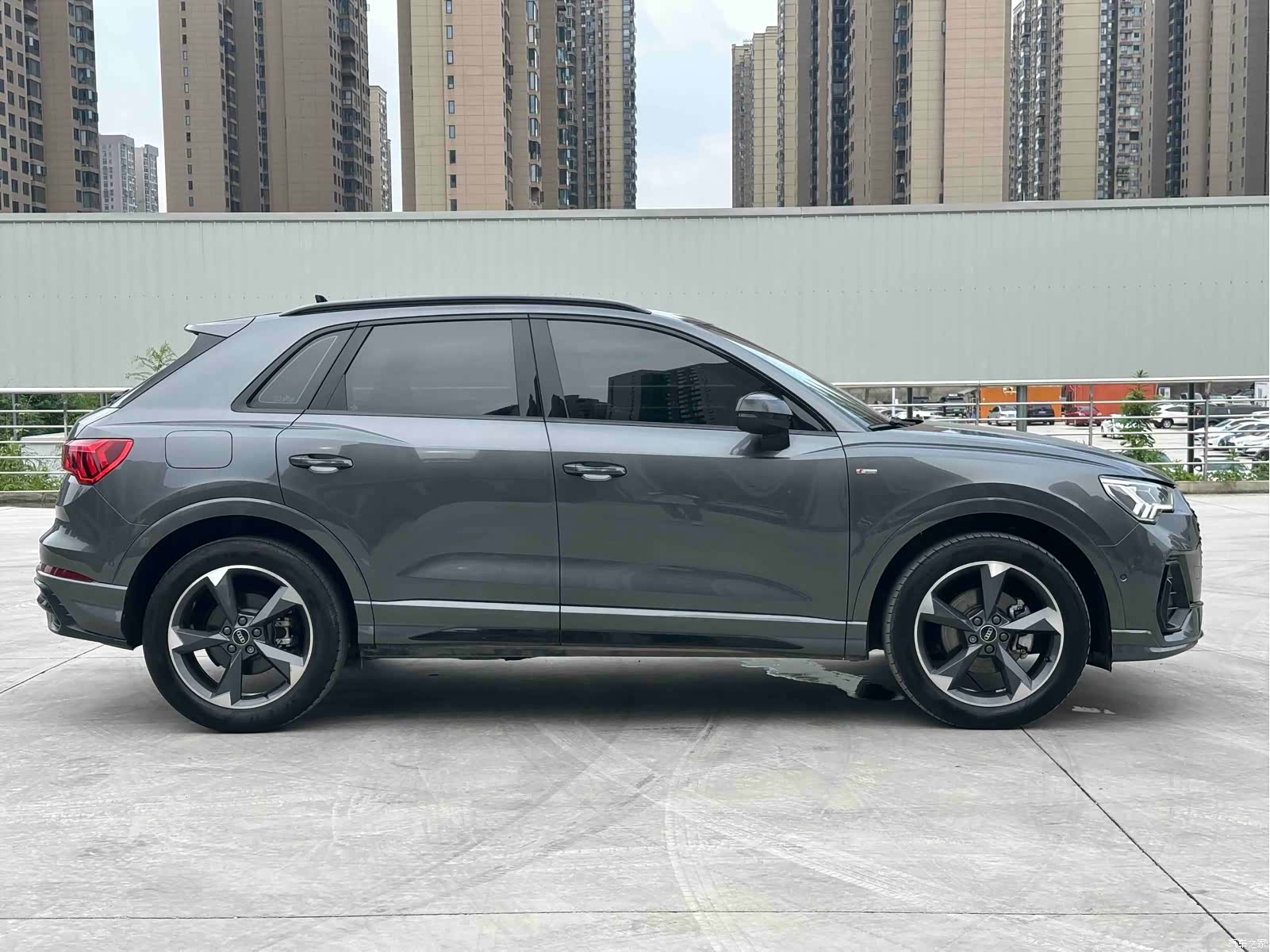 Audi Q3, 2023 8