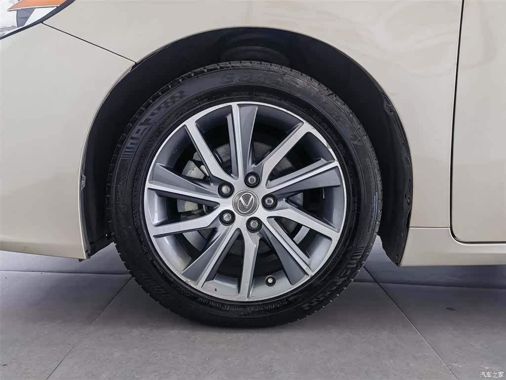 Lexus ES, 2017 17