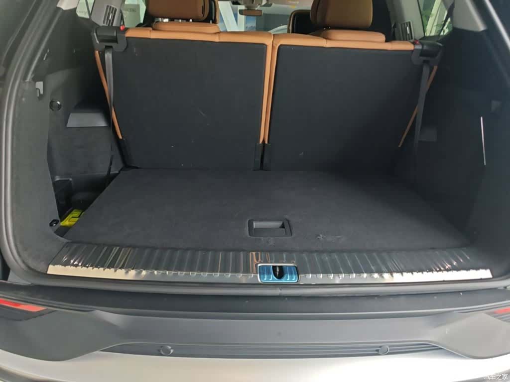 Audi Q6, 2025 19