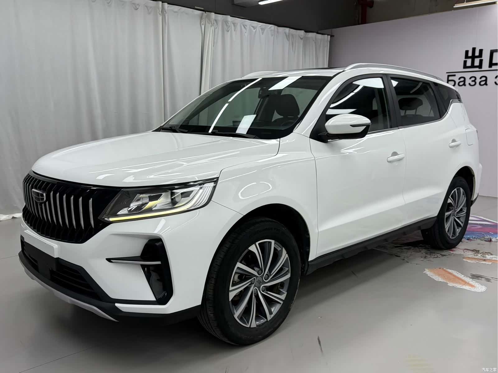 Geely X6, 2022 1