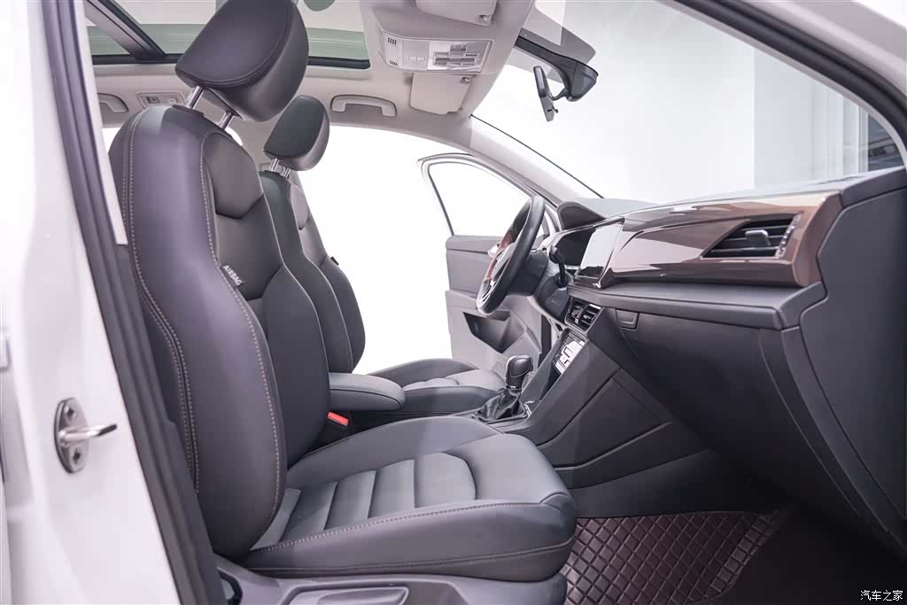Volkswagen Tharu, 2022 20