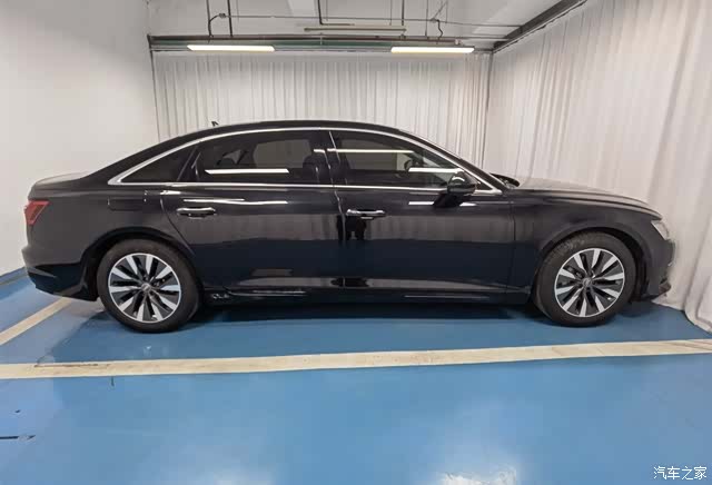 Audi A6L, 2020 4