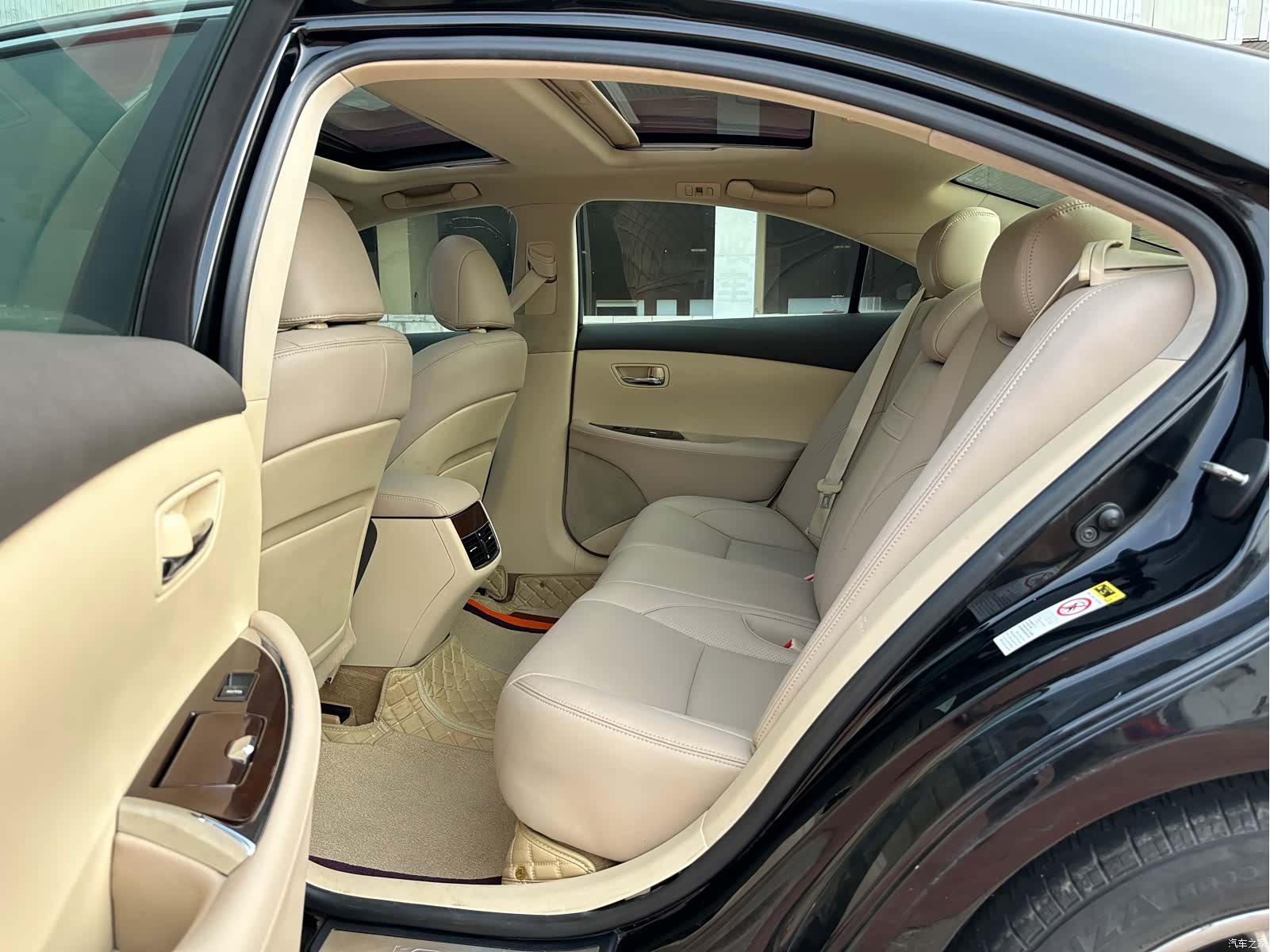 Lexus ES, 2012 10