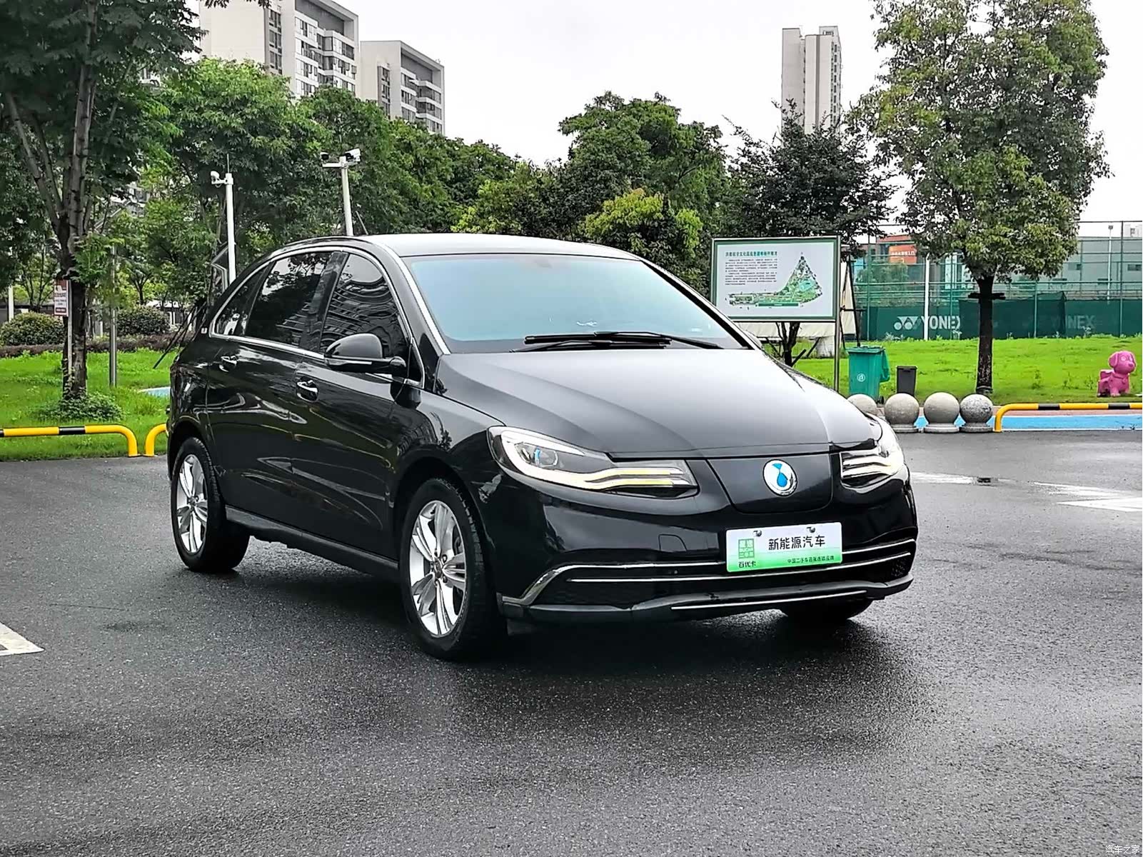 Denza 500, 2019 3