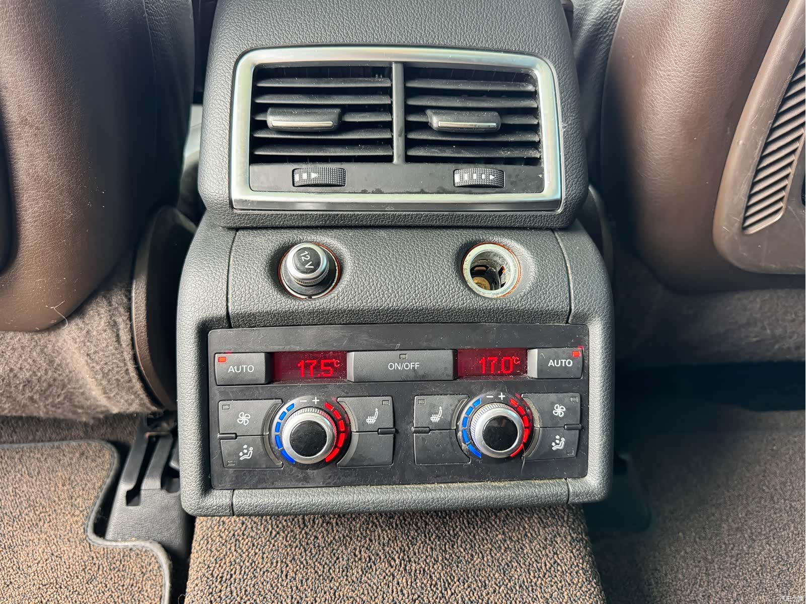 Audi Q7, 2012 15