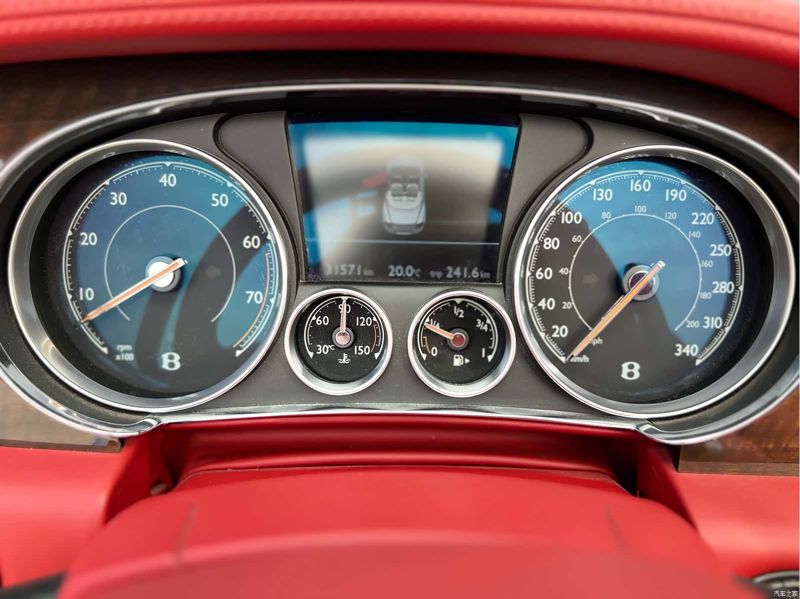 Bentley Continental GT, 2019 14
