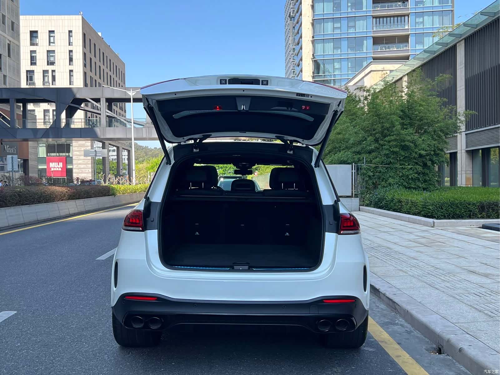 Mercedes-Benz GLE, 2022 8