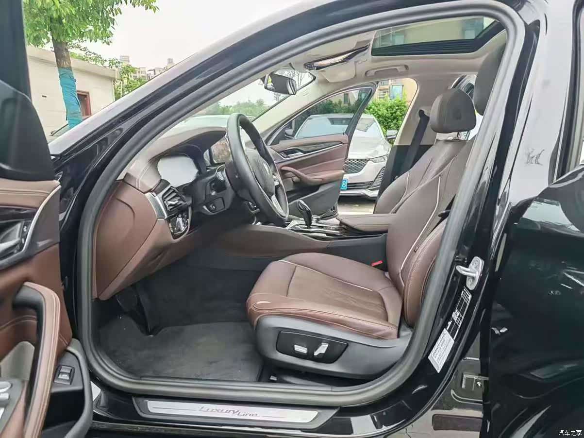 BMW 5 Series, 2024 4