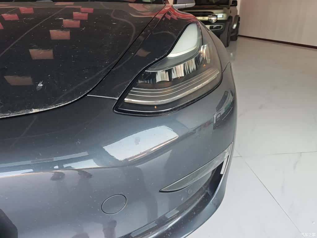 Tesla Model 3, 2019 24
