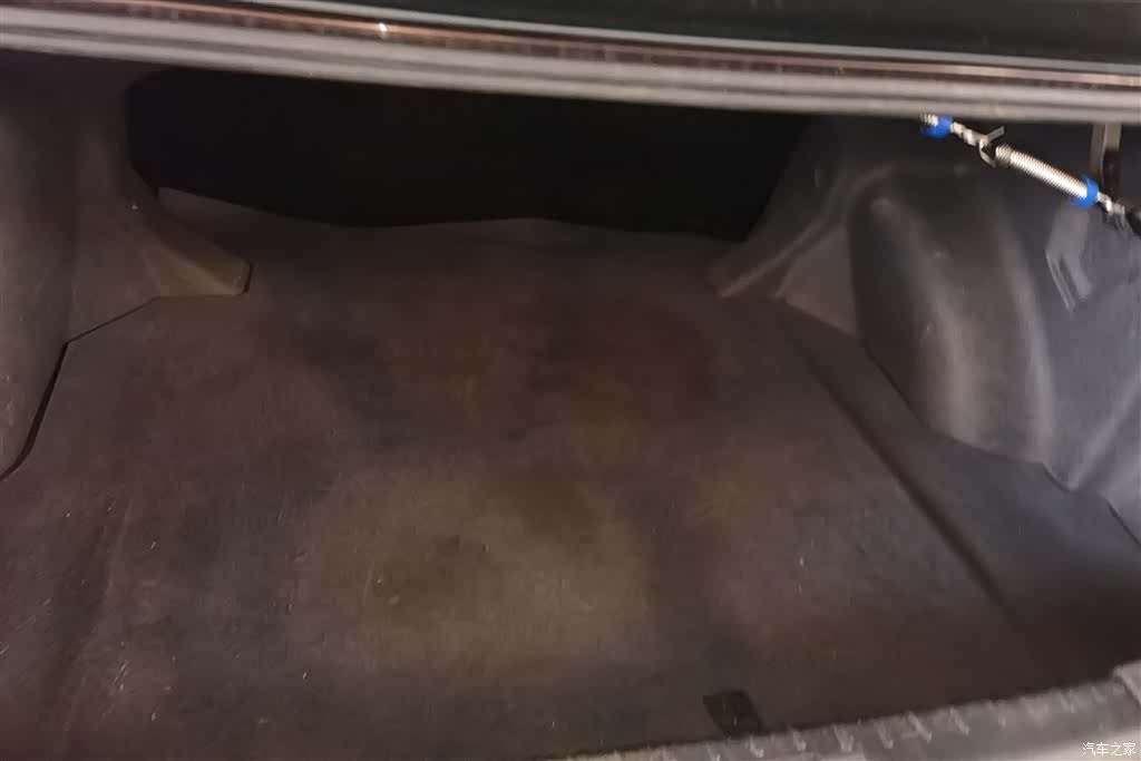 Geely Emgrand, 2018 4