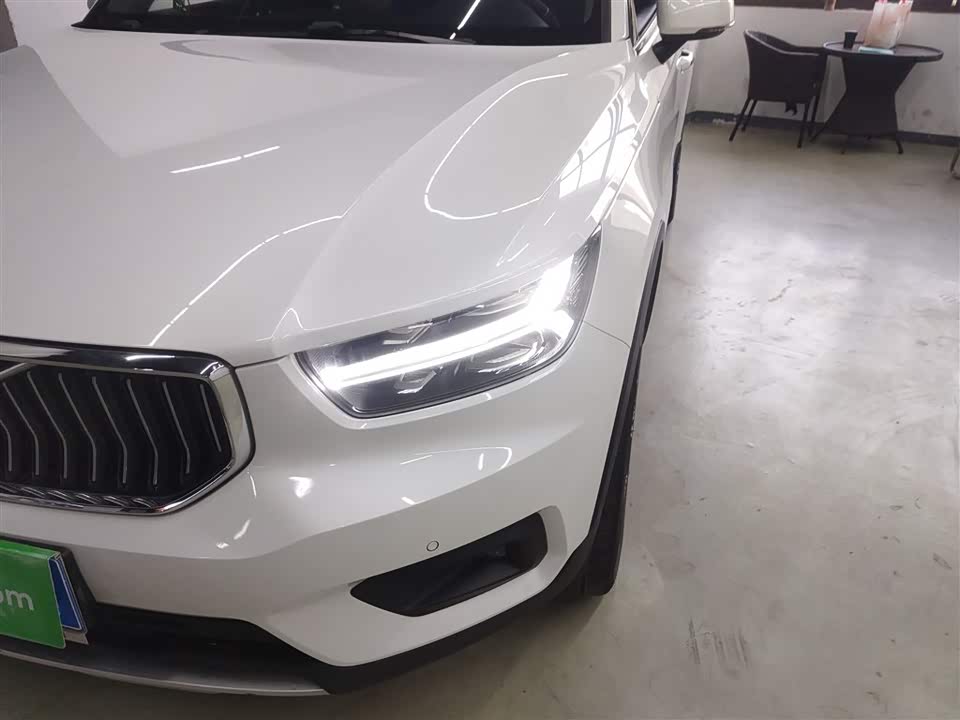 Volvo XC40