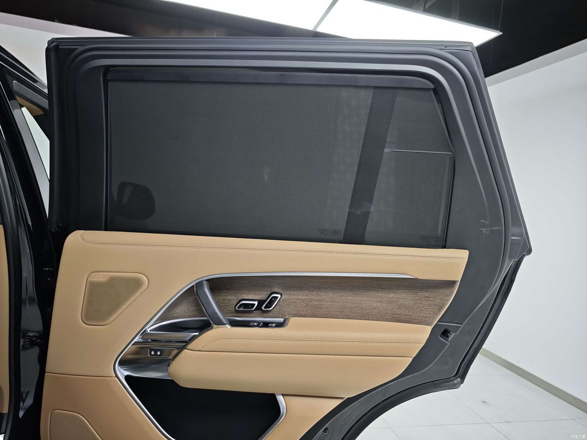 Land Rover Range Rover, 2023 24