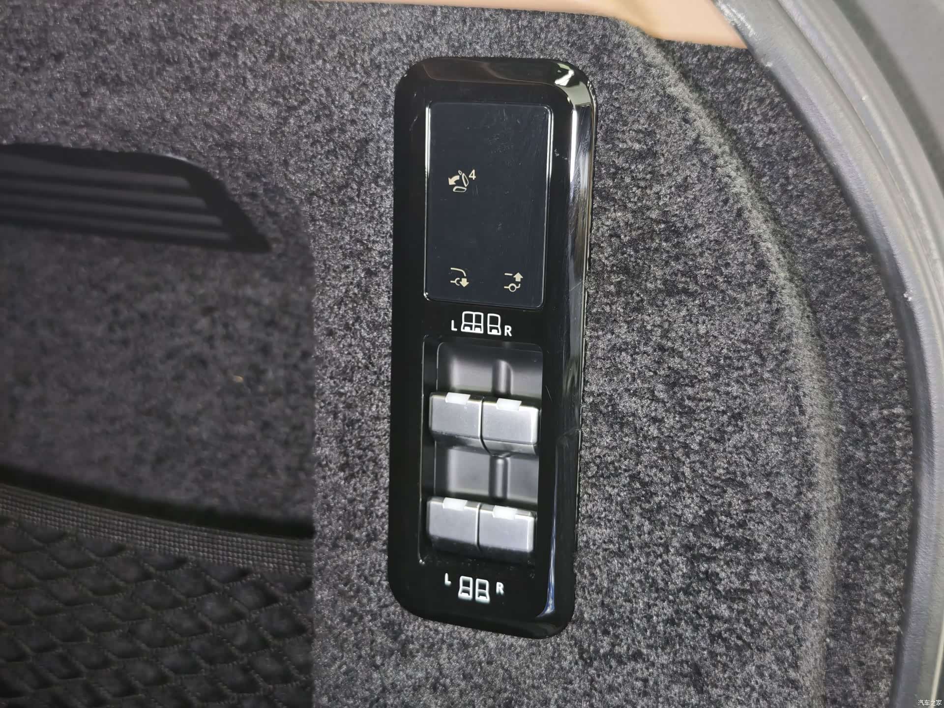 Land Rover Range Rover, 2023 21