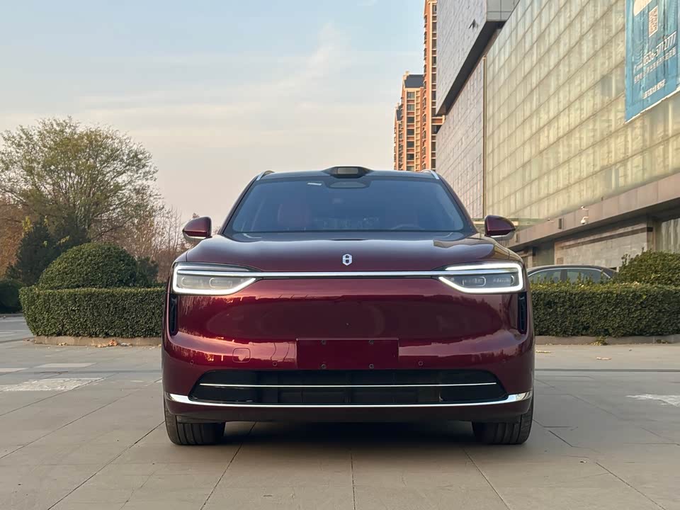 AITO Ask the world M7