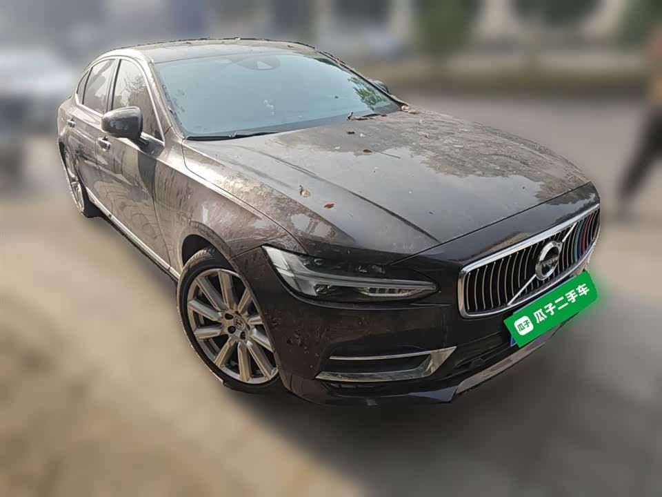 Volvo S90