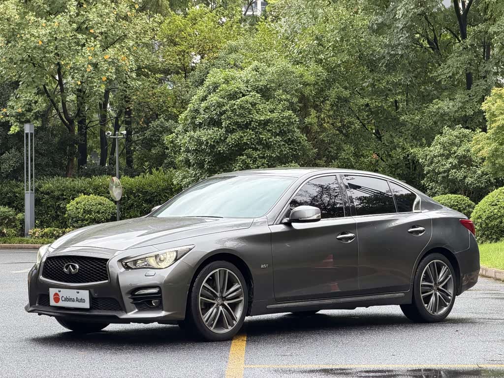 Infiniti Q50L