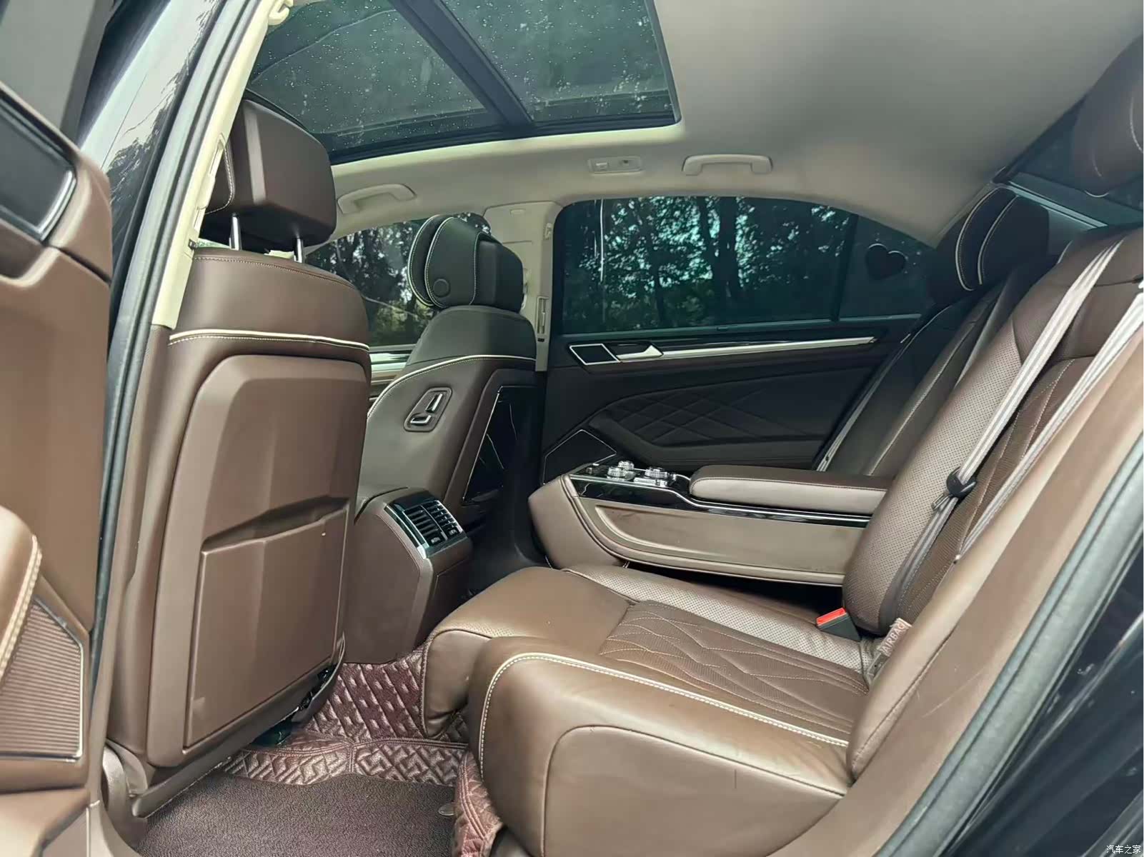 Volkswagen Phideon, 2020 7