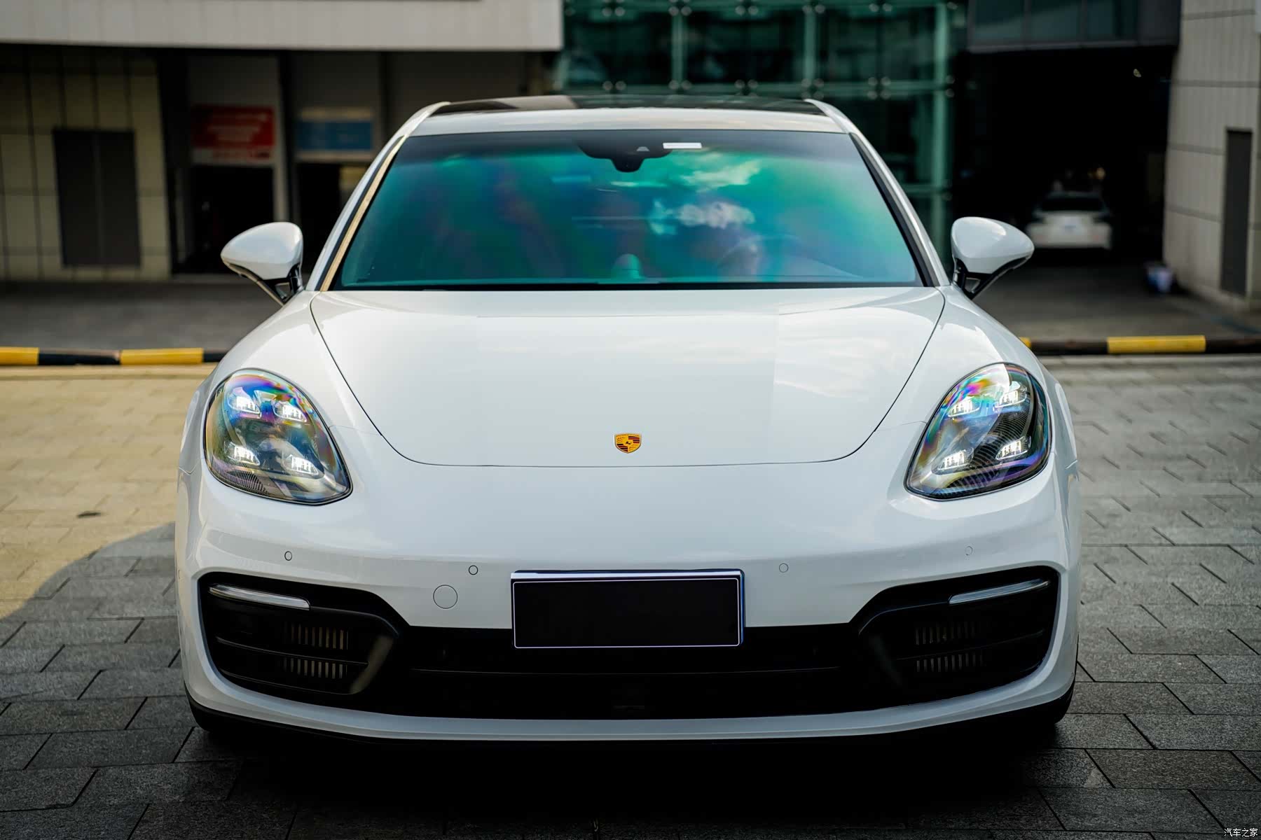 Porsche Panamera, 2022 3
