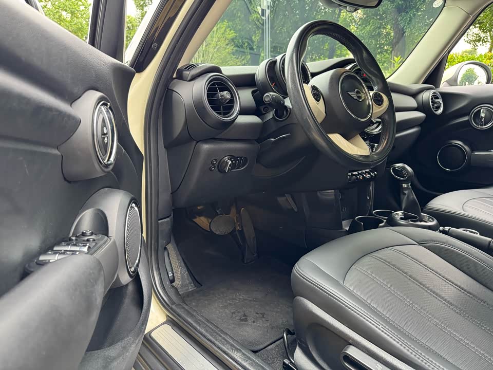 MINI MINI