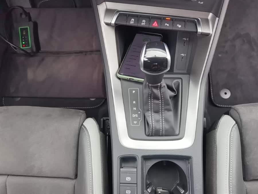 Audi Q3 2022, фото 14