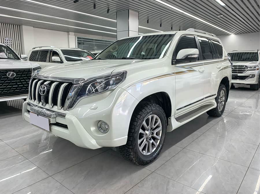 Toyota Prado 2017, фото 1