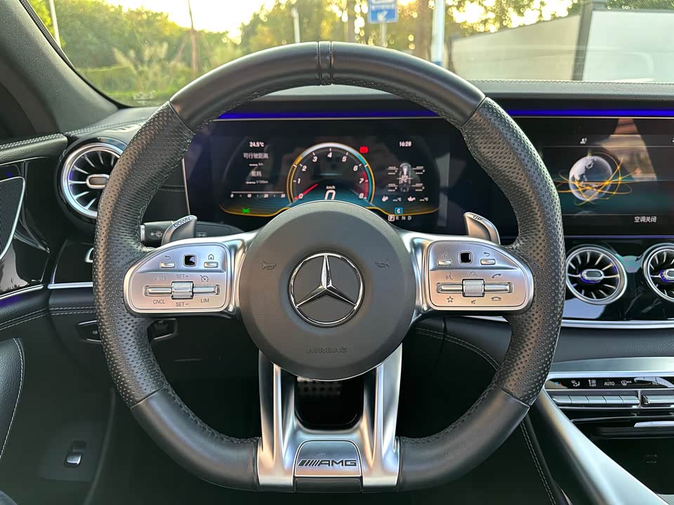 Mercedes-Benz AMG GT