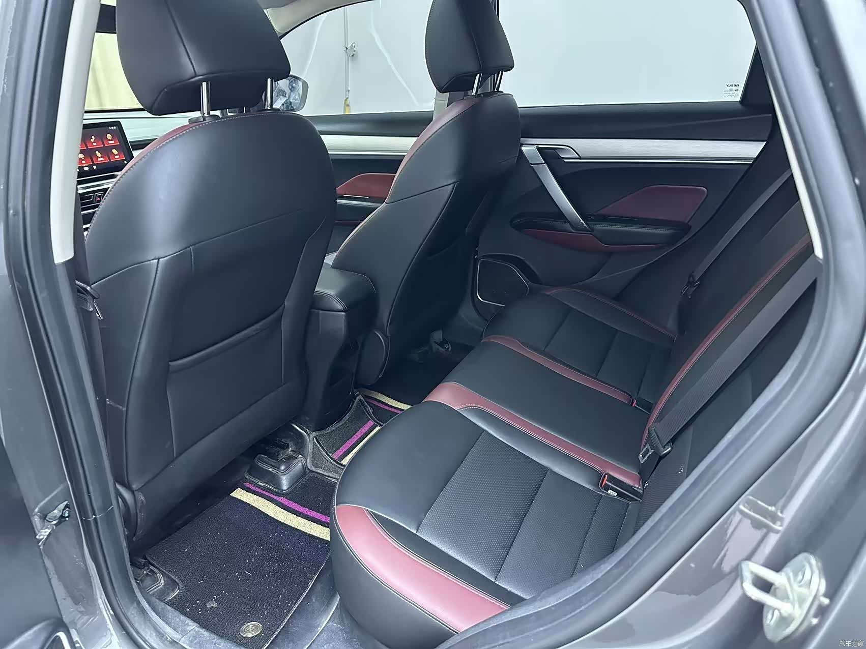 Geely Coolray, 2023 17