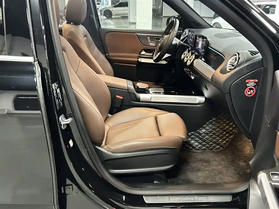 Mercedes-Benz GLB