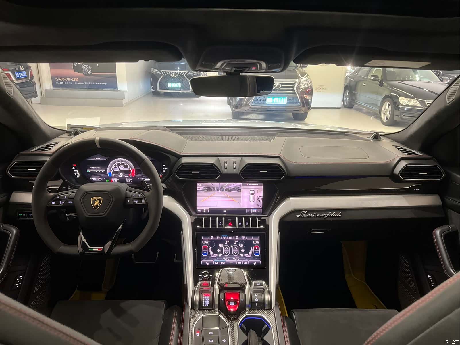 Lamborghini Urus, 2019 9
