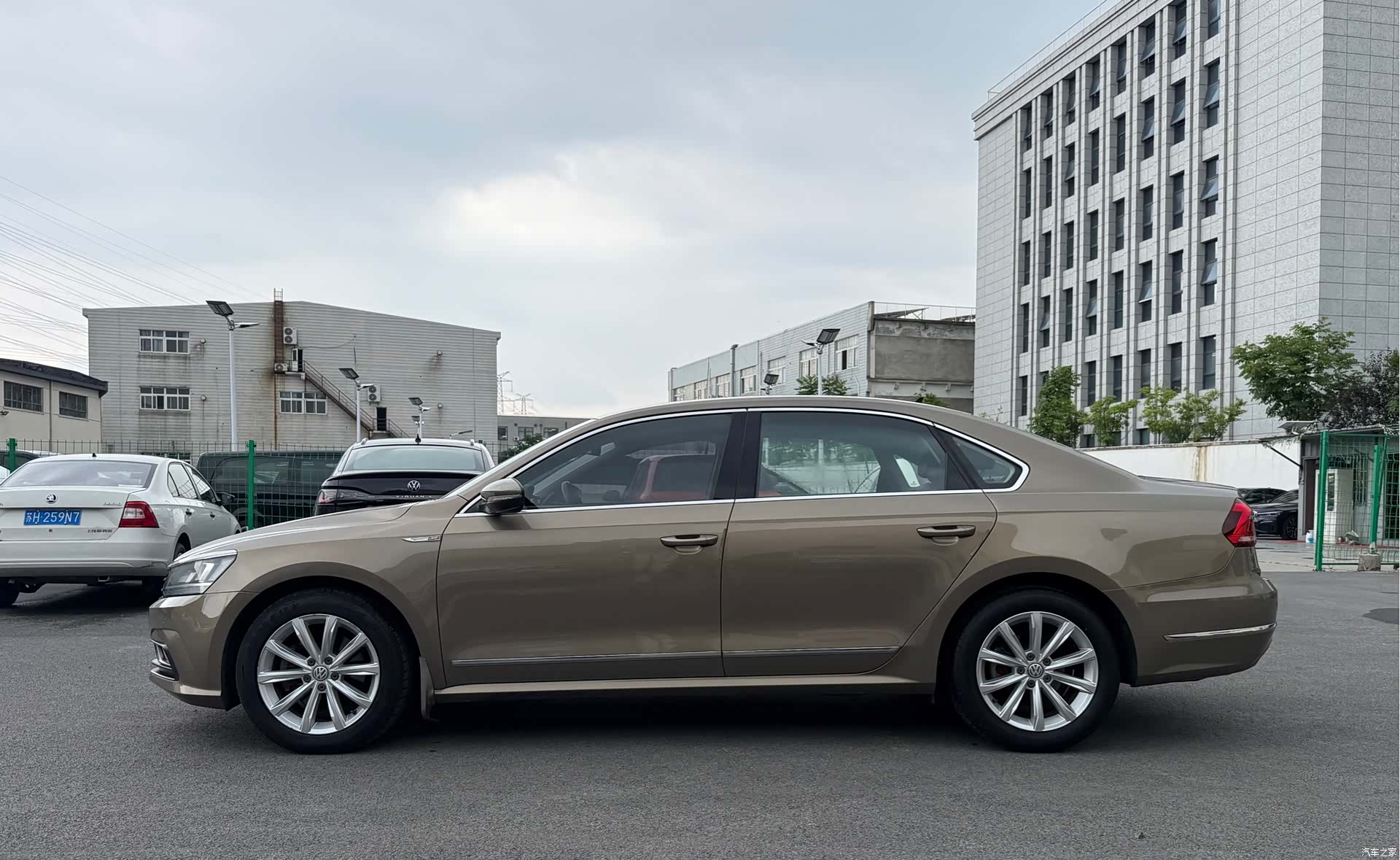 Volkswagen Passat, 2018 21