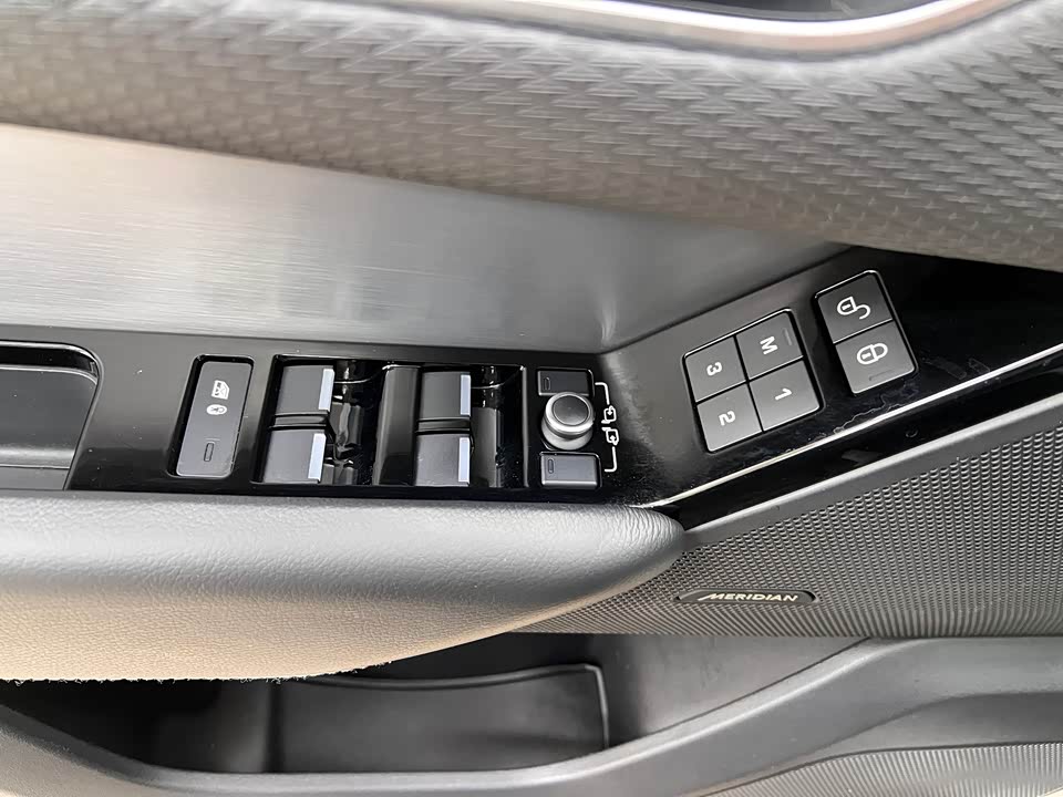 Land Rover Range Rover Star Pulse