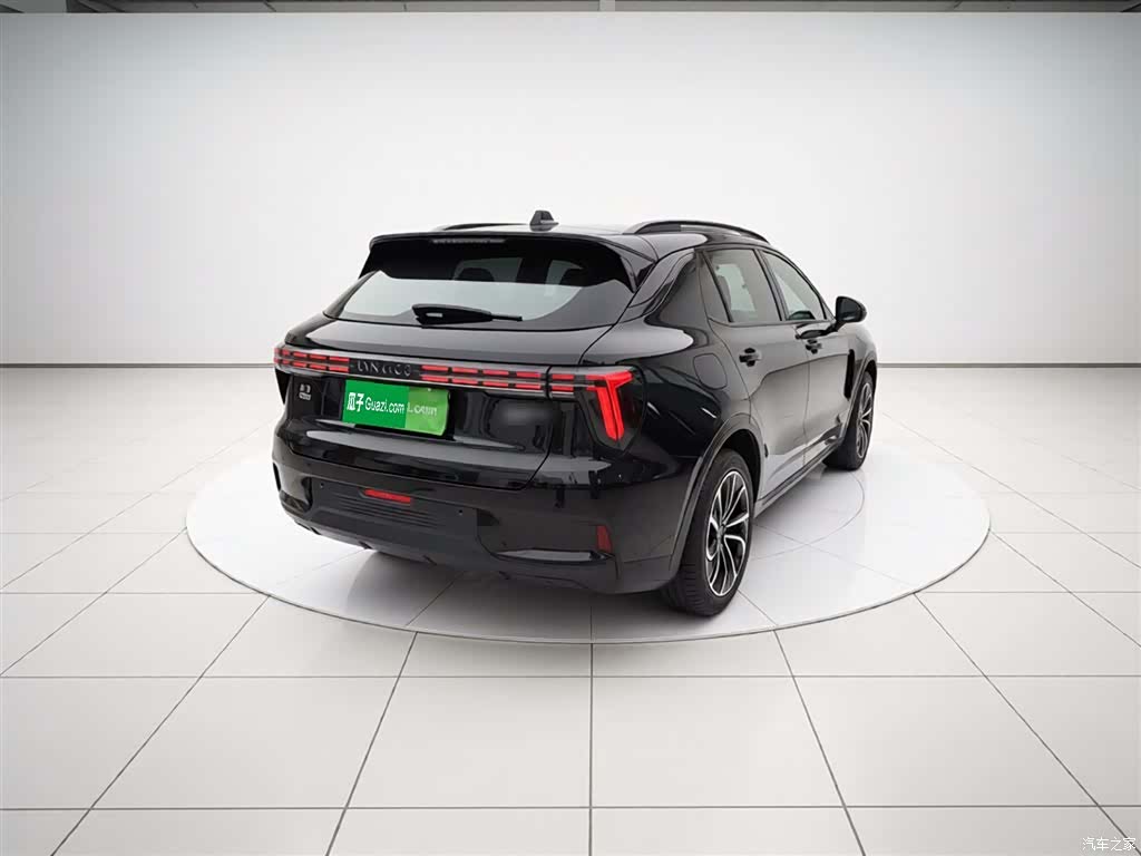 Lynk & Co 01, 2023 все фото