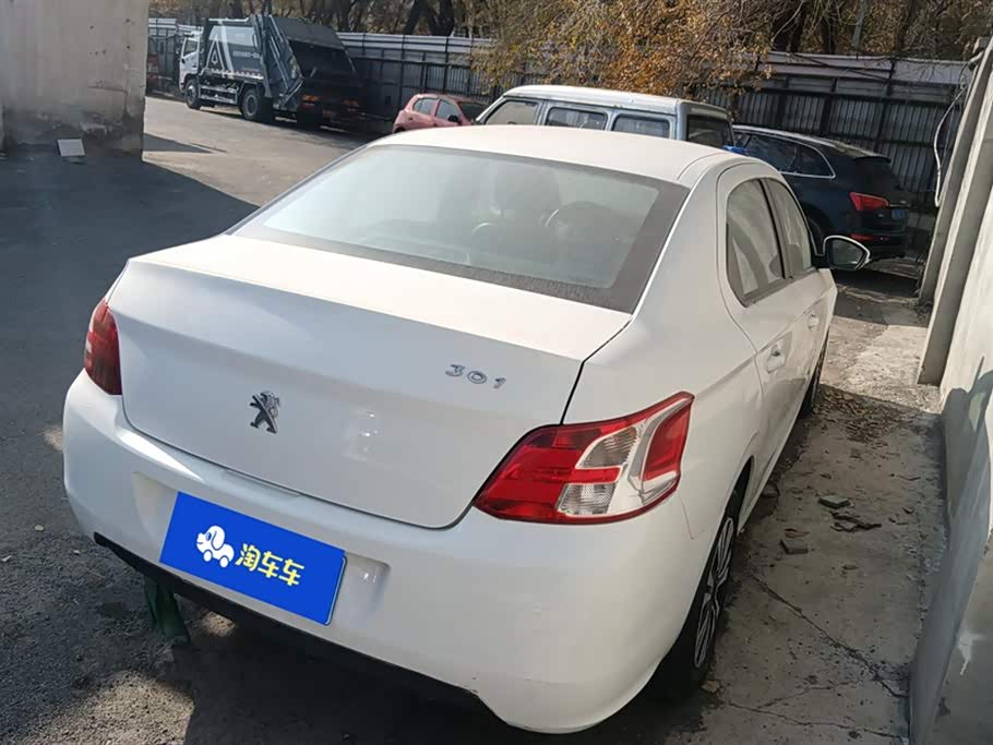 Peugeot 301