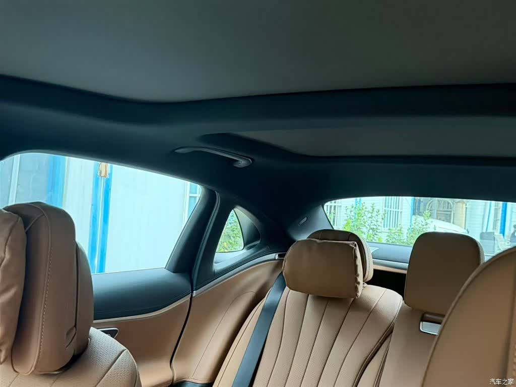 Mercedes-Benz E-Class, 2026 16