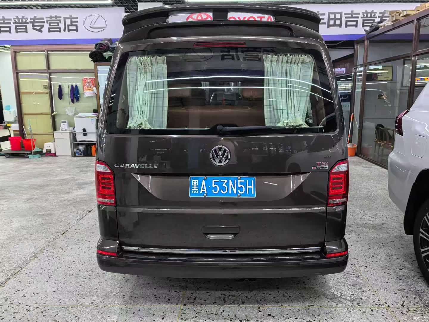 Volkswagen 7, 2017 9