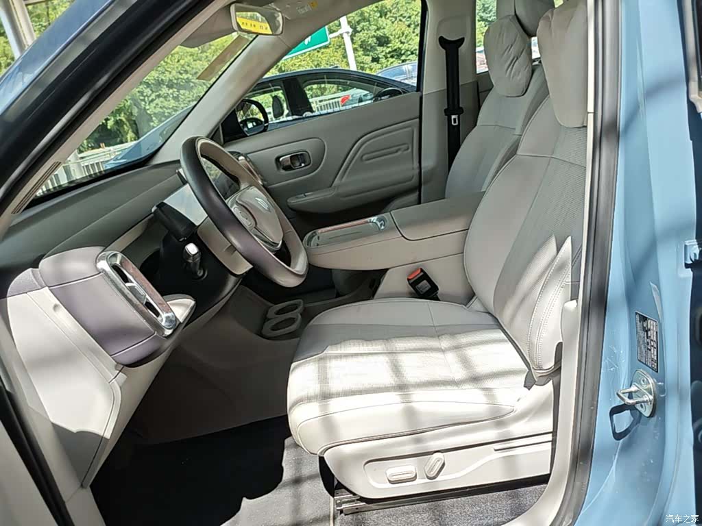 Leapmotor B10, 2025 15