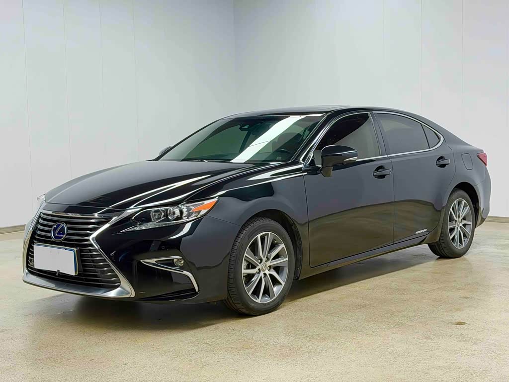 Lexus ES 2015 300h Comfort