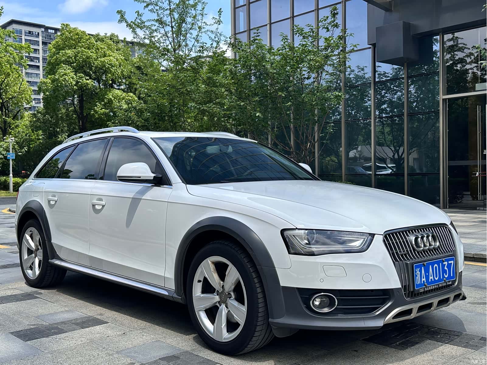 Audi A4, 2014 3