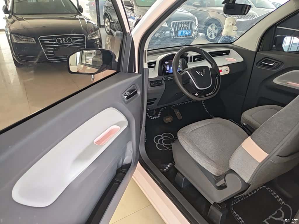 Wuling MINIEV, 2022 16