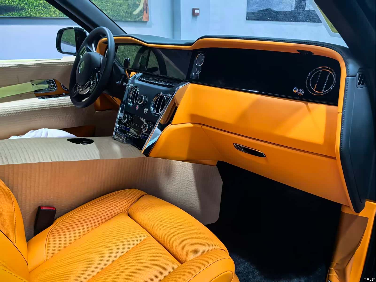 Rolls-Royce Cullinan, 2026 4