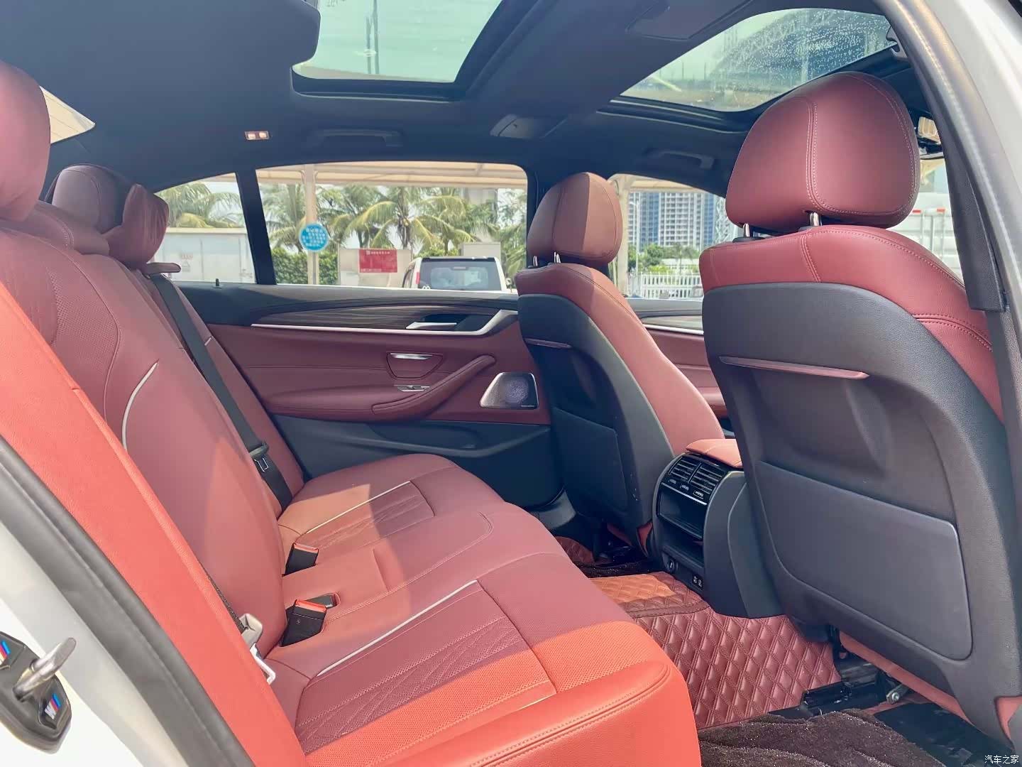 BMW 5 Series, 2022 9
