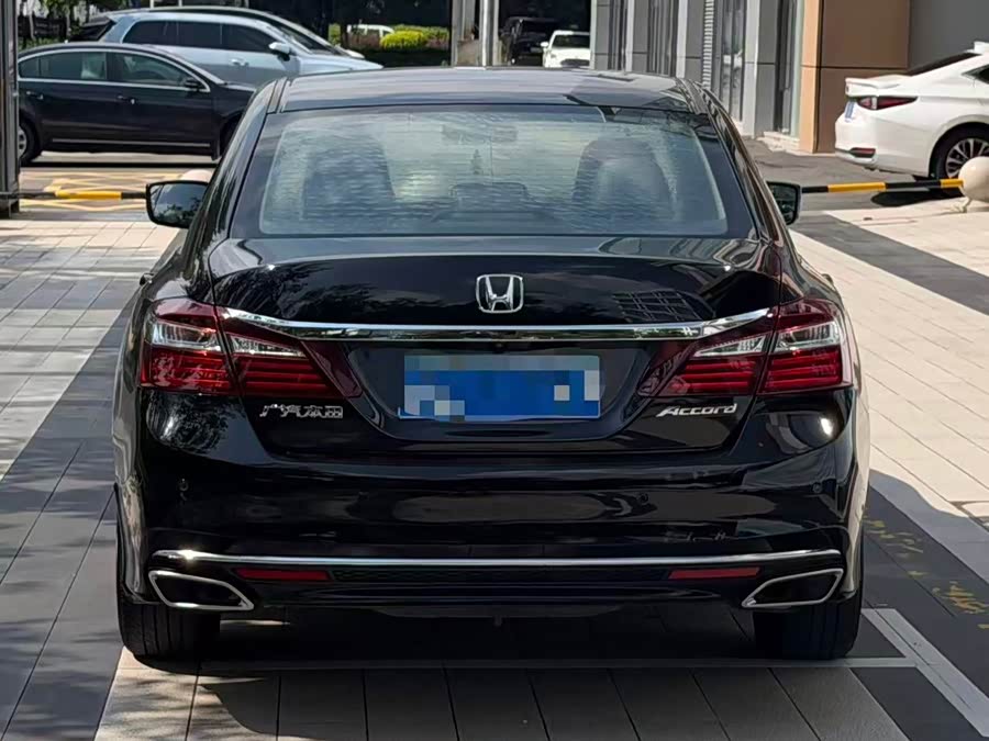 Honda Accord 2018, фото 8