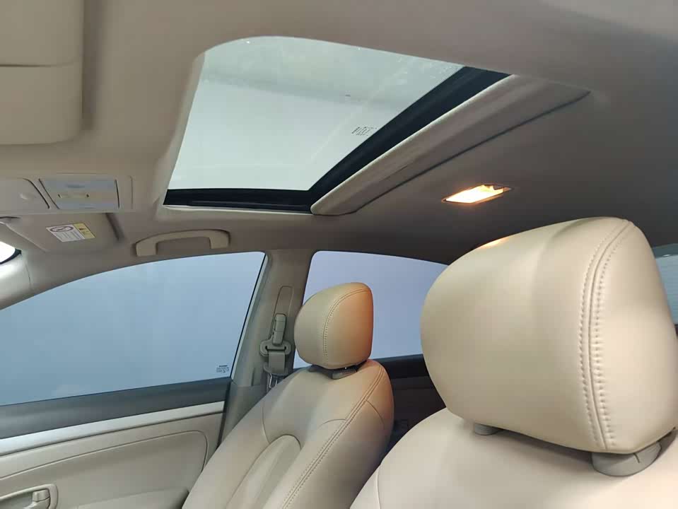 Nissan Xuan Yi Nissan Xuan Yi