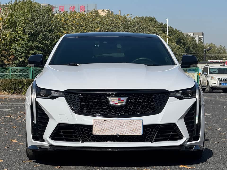 Cadillac CT4